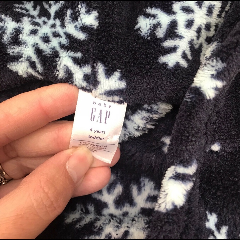 Gap Kids Snowflake Robe - Picture 2 of 2
